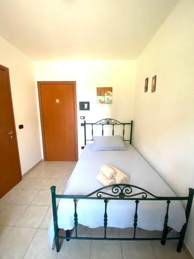 Villa Pedrosu Casa Linari Exterior foto