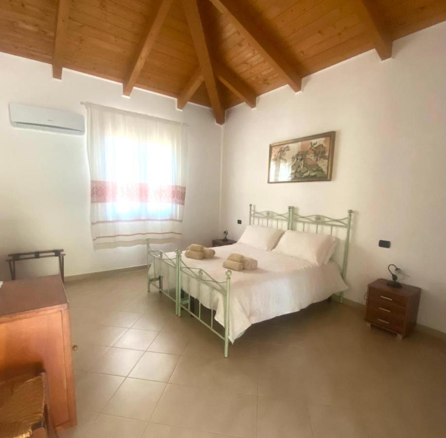 Villa Pedrosu Casa Linari Exterior foto